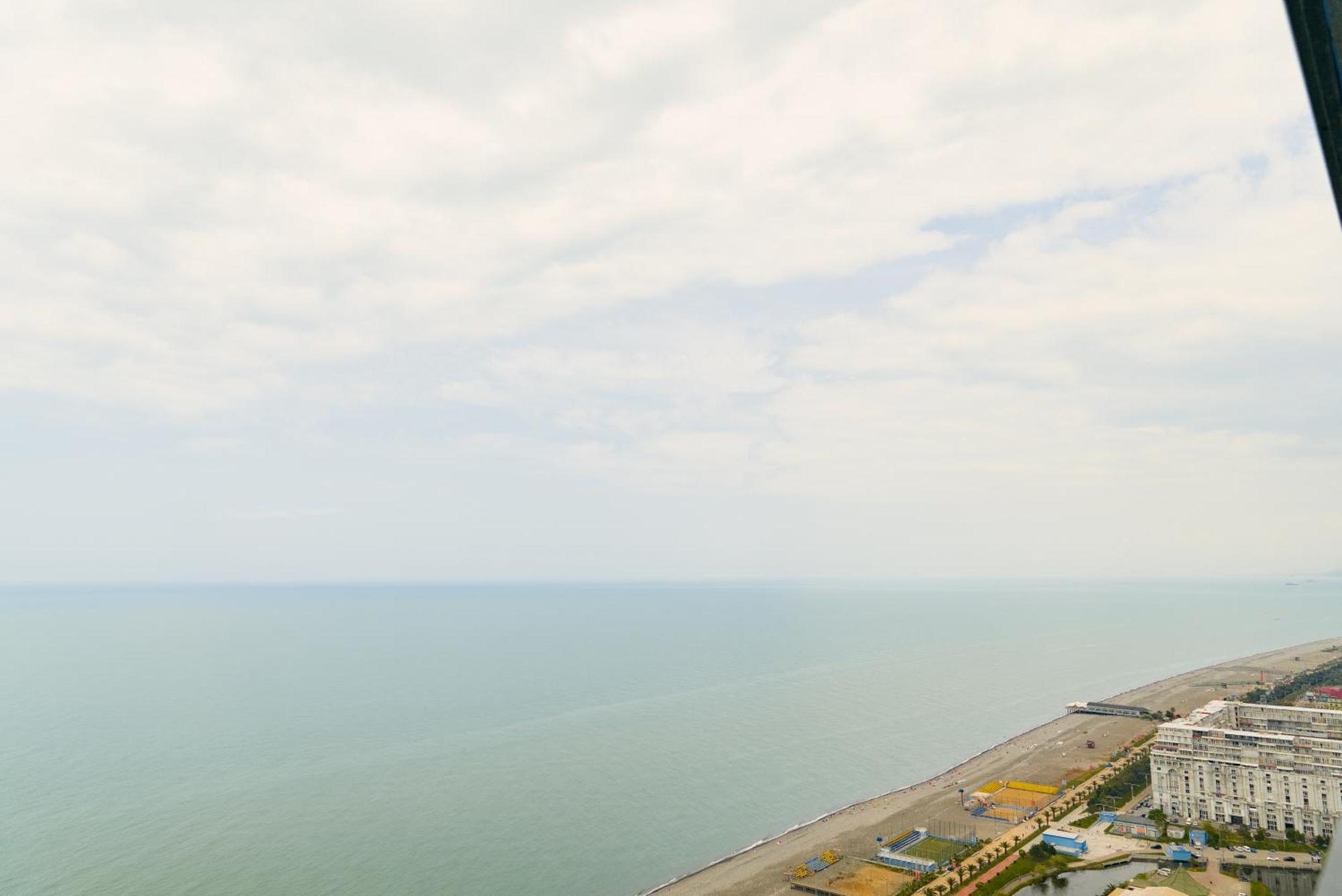 Апартаменты Habiby Orbi Sea Towers Батуми Экстерьер фото