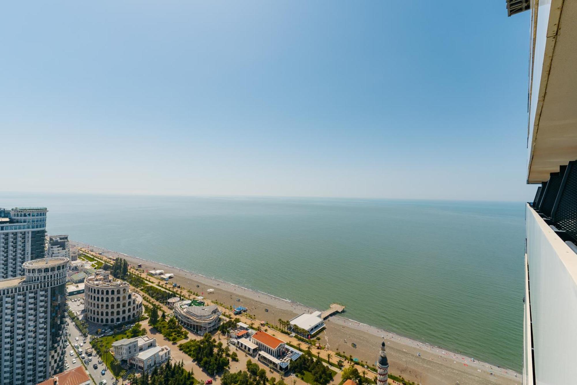 Апартаменты Habiby Orbi Sea Towers Батуми Экстерьер фото